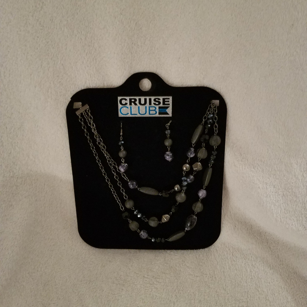 Jewelry - Cruise Club